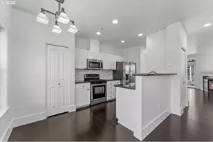 724 NW 118th Ave, Portland, OR 97229 - Photo 14