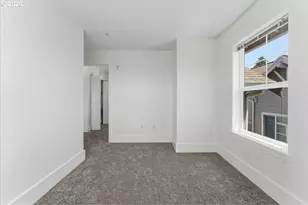 724 NW 118th Ave, Portland, OR 97229 - Photo 24