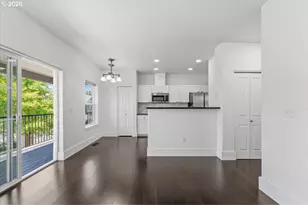 724 NW 118th Ave, Portland, OR 97229 - Photo 12