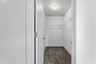 724 NW 118th Ave, Portland, OR 97229 - Photo 36
