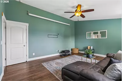 821 SE 11th St, Battle Ground, WA 98604 - Photo 26