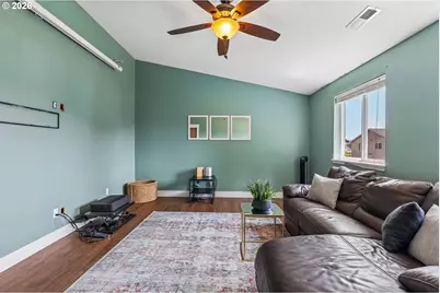 821 SE 11th St, Battle Ground, WA 98604 - Photo 28