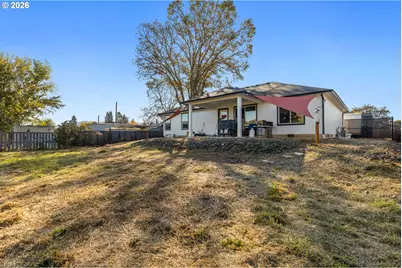 669 NW T St, Winston, OR 97496 - Photo 30