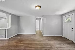 13207 SE Raymond St, Portland, OR 97236 - Photo 10