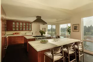 11000 S Riverwood Rd, Portland, OR 97219 - Photo 12