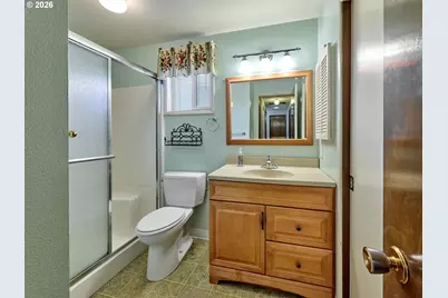 163 W Clackamas Cir, Woodburn, OR 97071 - Photo 16