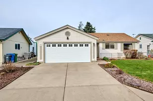 163 W Clackamas Cir, Woodburn, OR 97071 - Photo 22
