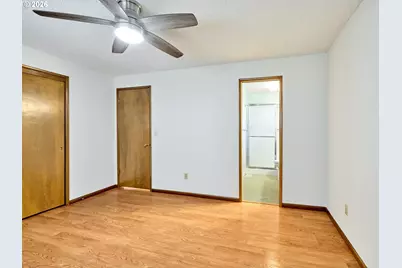 163 W Clackamas Cir, Woodburn, OR 97071 - Photo 14