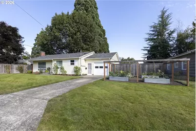 627 NW 16th St, McMinnville, OR 97128 - Photo 2