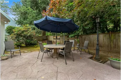 17965 Lake Haven Dr, Lake Oswego, OR 97035 - Photo 36
