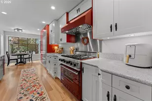 17965 Lake Haven Dr, Lake Oswego, OR 97035 - Photo 12