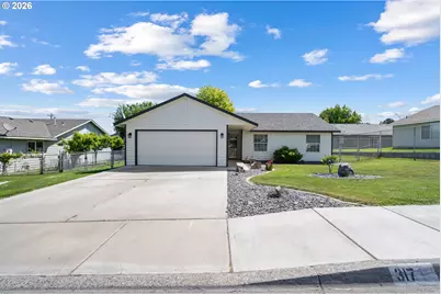 317 SW 13th Pl, Hermiston, OR 97838 - Photo 2