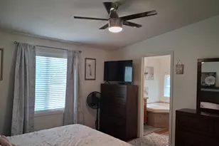 11105 Main St NE, Donald, OR 97020 - Photo 16