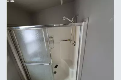 386 La Casa St, Eugene, OR 97402 - Photo 12