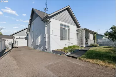 327 S 46th St, Springfield, OR 97478 - Photo 2