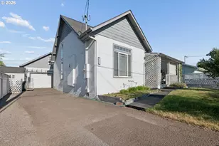 327 S 46th St, Springfield, OR 97478 - Photo 2