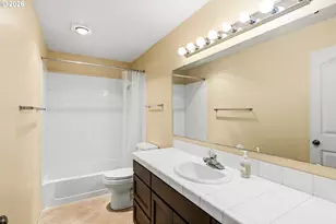 4000 Carman Dr, Lake Oswego, OR 97035 - Photo 14