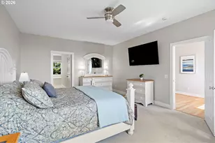 9223 NW Finzer Ct, Portland, OR 97229 - Photo 24