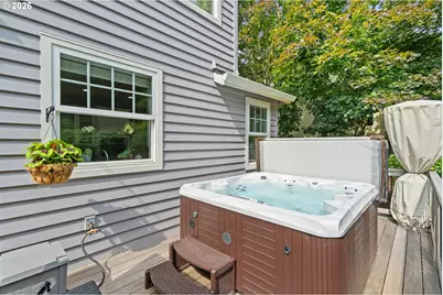 9223 NW Finzer Ct, Portland, OR 97229 - Photo 40