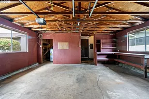 286 E Bradley Ct, Roseburg, OR 97470 - Photo 30