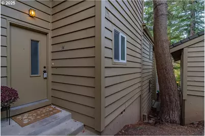 94 Cervantes Cir, Lake Oswego, OR 97035 - Photo 16