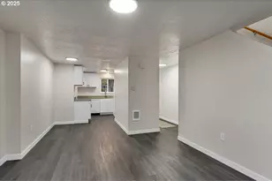 94 Cervantes Cir, Lake Oswego, OR 97035 - Photo 12