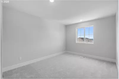 7789 NW Eleanor Ave, Portland, OR 97229 - Photo 16