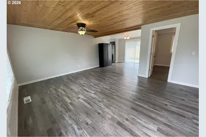 4765 Swegle Rd, Salem, OR 97301 - Photo 6