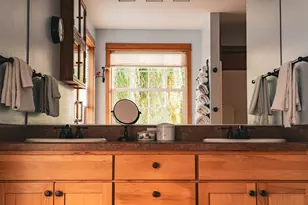 1745 Heritage Loop, Hood River, OR 97031 - Photo 22
