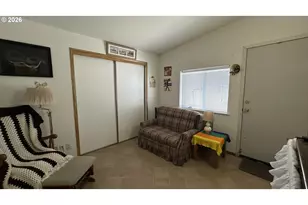 704 S Jefferson St, Condon, OR 97823 - Photo 12