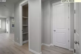 10715 NE 140th Ave, Vancouver, WA 98682 - Photo 8