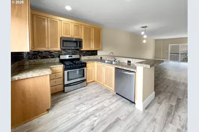 18485 SW Stepping Stone Dr, Beaverton, OR 97003 - Photo 6