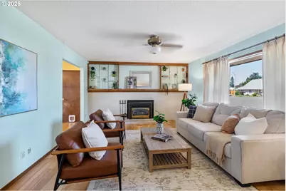 3948 NE 135th Ave, Portland, OR 97230 - Photo 4