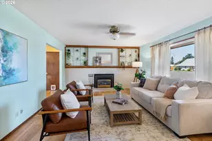 3948 NE 135th Ave, Portland, OR 97230 - Photo 4