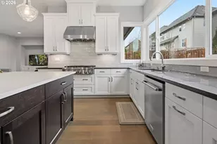 4535 NW Ashbrook Dr, Portland, OR 97229 - Photo 16