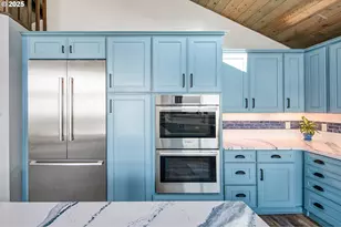 535 SW Cardinal St, Depoe Bay, OR 97341 - Photo 18