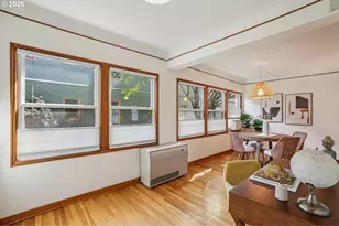 2025 SE Caruthers St, Portland, OR 97214 - Photo 12