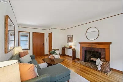 2025 SE Caruthers St #17, Portland, OR 97214 - Photo 8