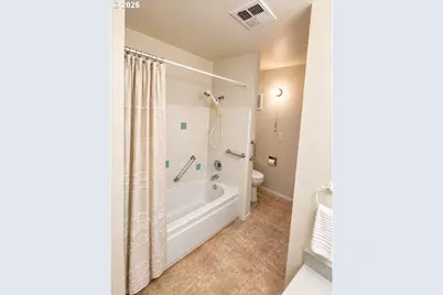 1231 N St, Springfield, OR 97477 - Photo 8