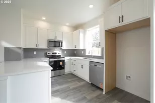 14718 SE Powell Blvd, Portland, OR 97236 - Photo 6