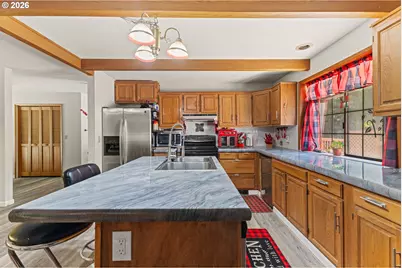 88848 Sunny Loop Ln, Bandon, OR 97411 - Photo 16