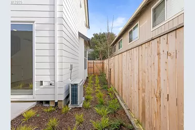 5187 SE 28th Ave #10, Portland, OR 97202 - Photo 18