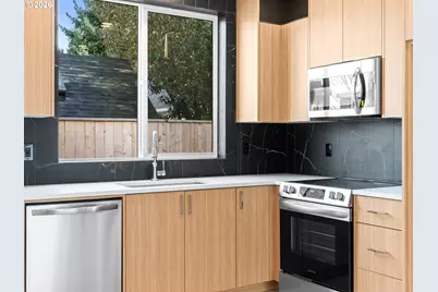 5187 SE 28th Ave #10, Portland, OR 97202 - Photo 4