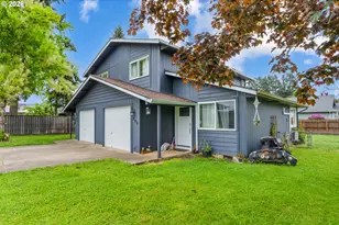 796 S R St, Cottage Grove, OR 97424 - Photo 24