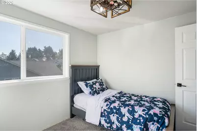 796 S R St, Cottage Grove, OR 97424 - Photo 16