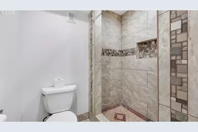 906 SW Alder St #18, Dundee, OR 97115 - Photo 24