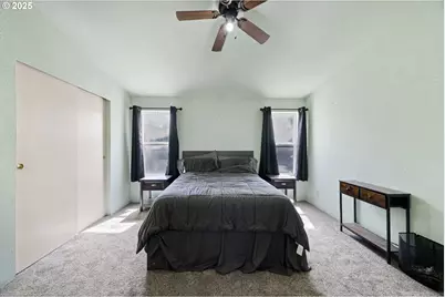 25017 Dunham Ave, Veneta, OR 97487 - Photo 14