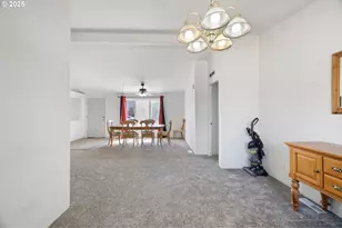 25017 Dunham Ave, Veneta, OR 97487 - Photo 10