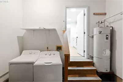 108 NE Powderhorn Dr, Corvallis, OR 97330 - Photo 12