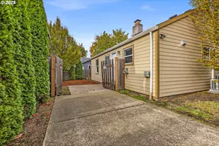 14406 E Burnside St, Portland, OR 97233 - Photo 32